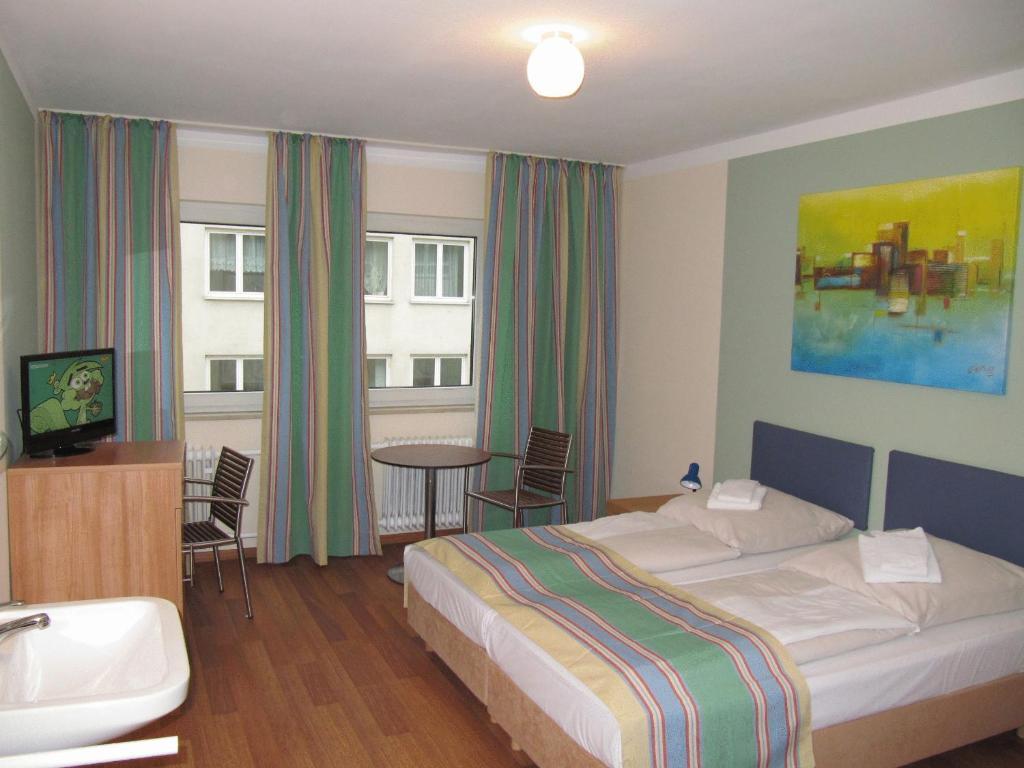 Litty'S Hotel Μόναχο Δωμάτιο φωτογραφία